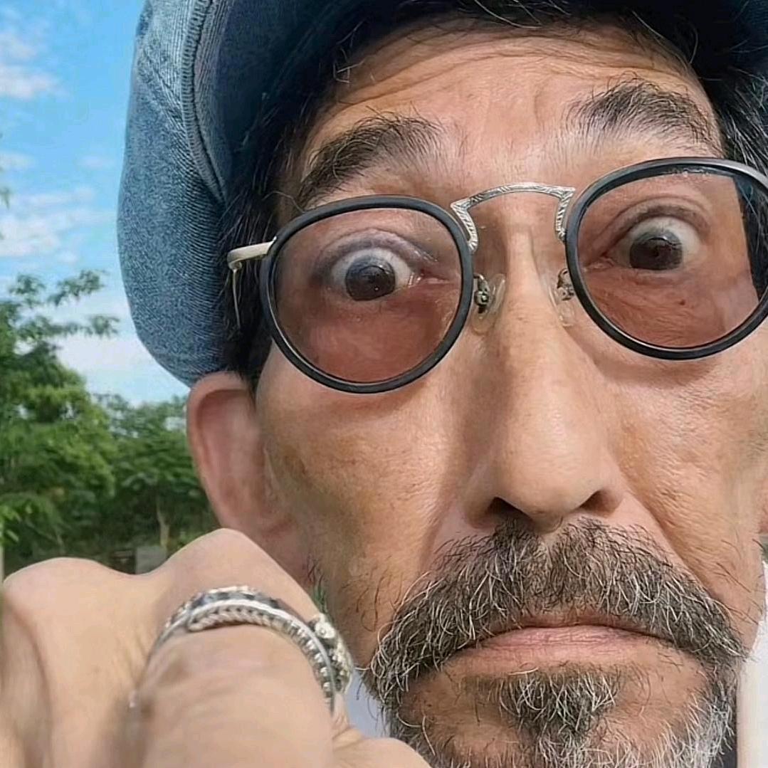 弹你脑瓜崩！