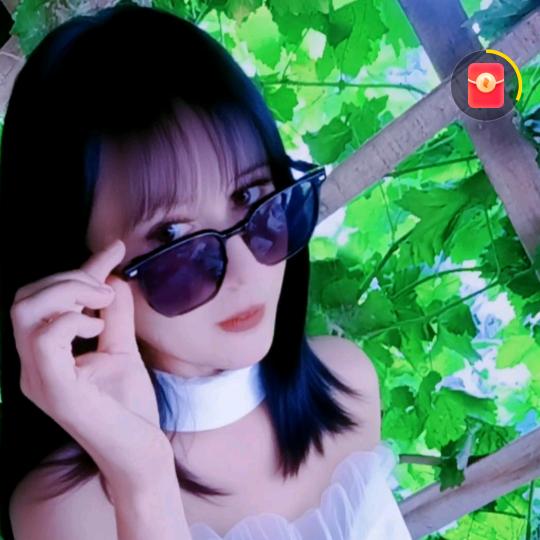 巴楚美女