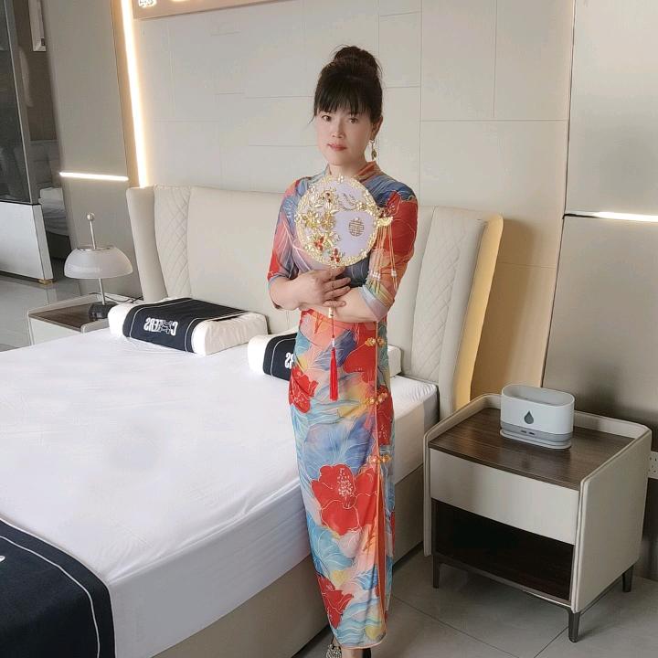 毛卫君19518698351