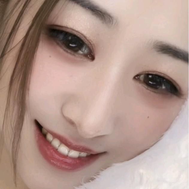 哑巴新娘月儿⁷⁰²