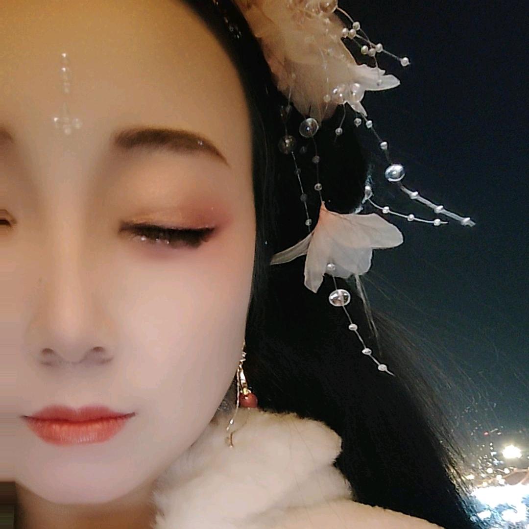 周薏轩