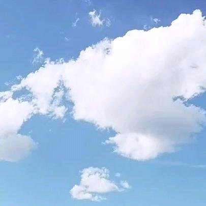 嫣然一笑～～