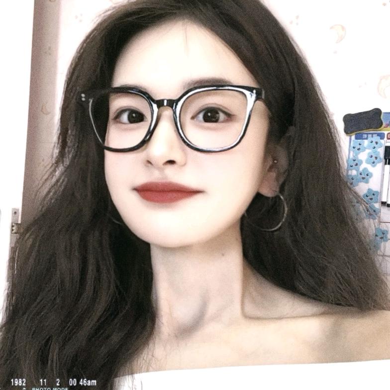 黄灿灿