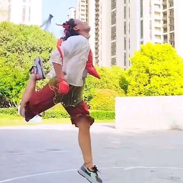 吉祥三宝古韵毽舞