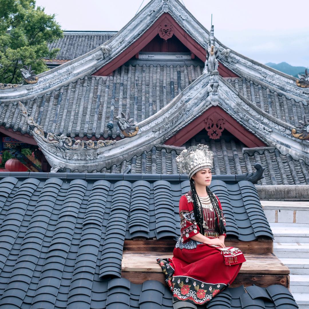 冷莫（农村姑娘🎤）