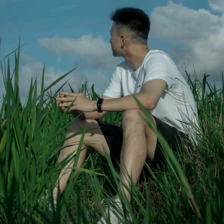 卖鱼的老默
