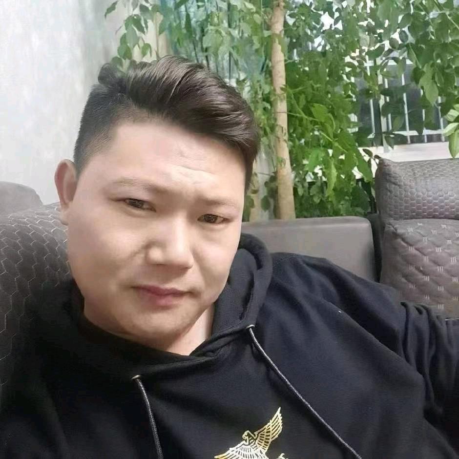 仁怀车缘二手车王鑫