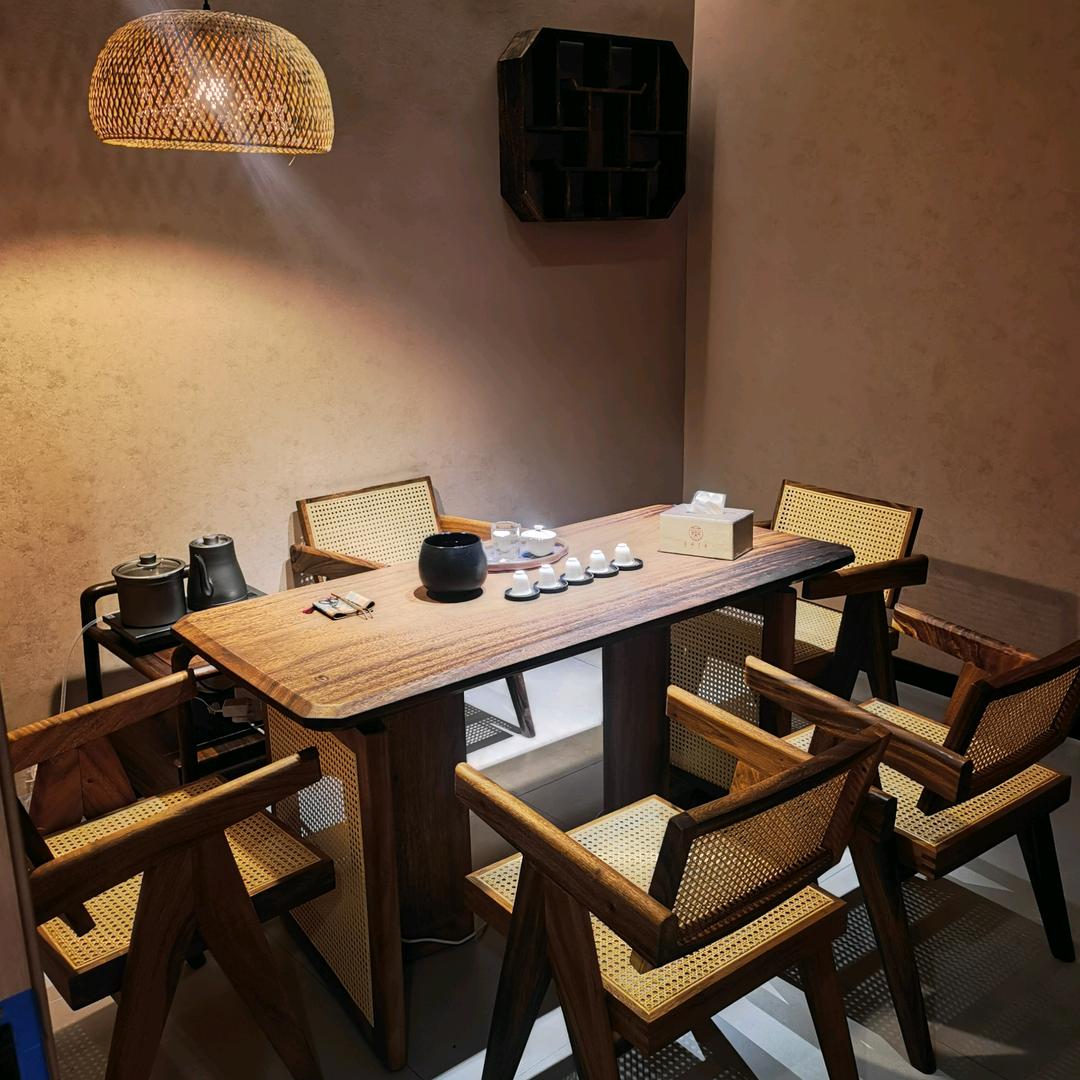 阿康岩茶铺