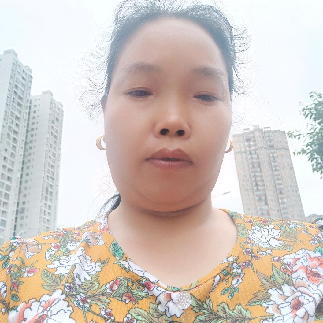 罗文英