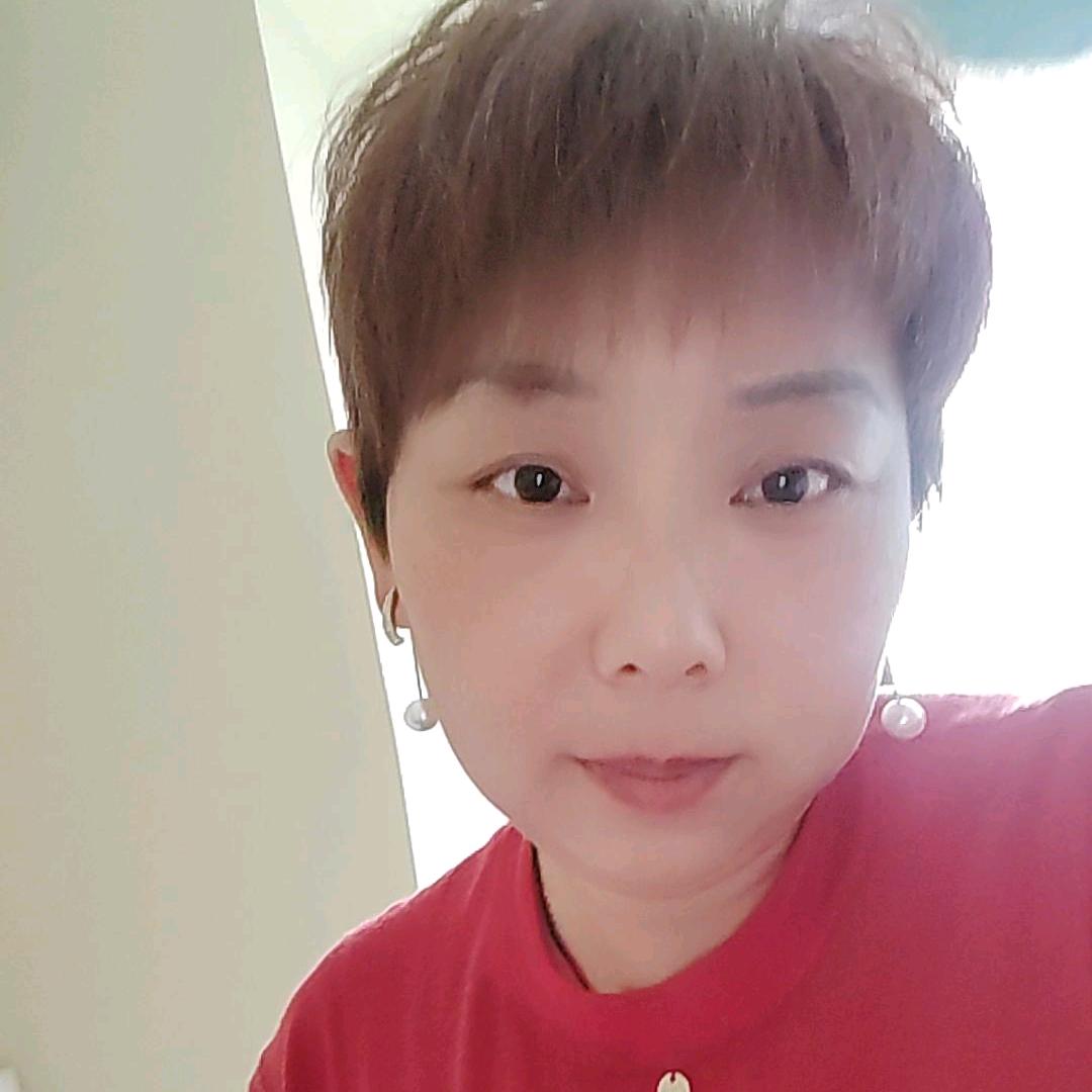 李艳艳