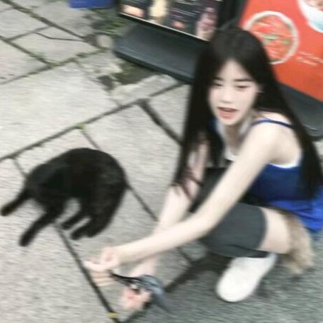 爱哭鬼.