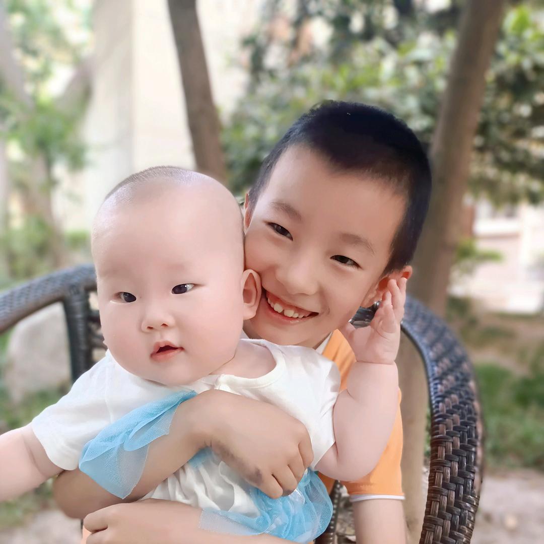 妞宝麻麻