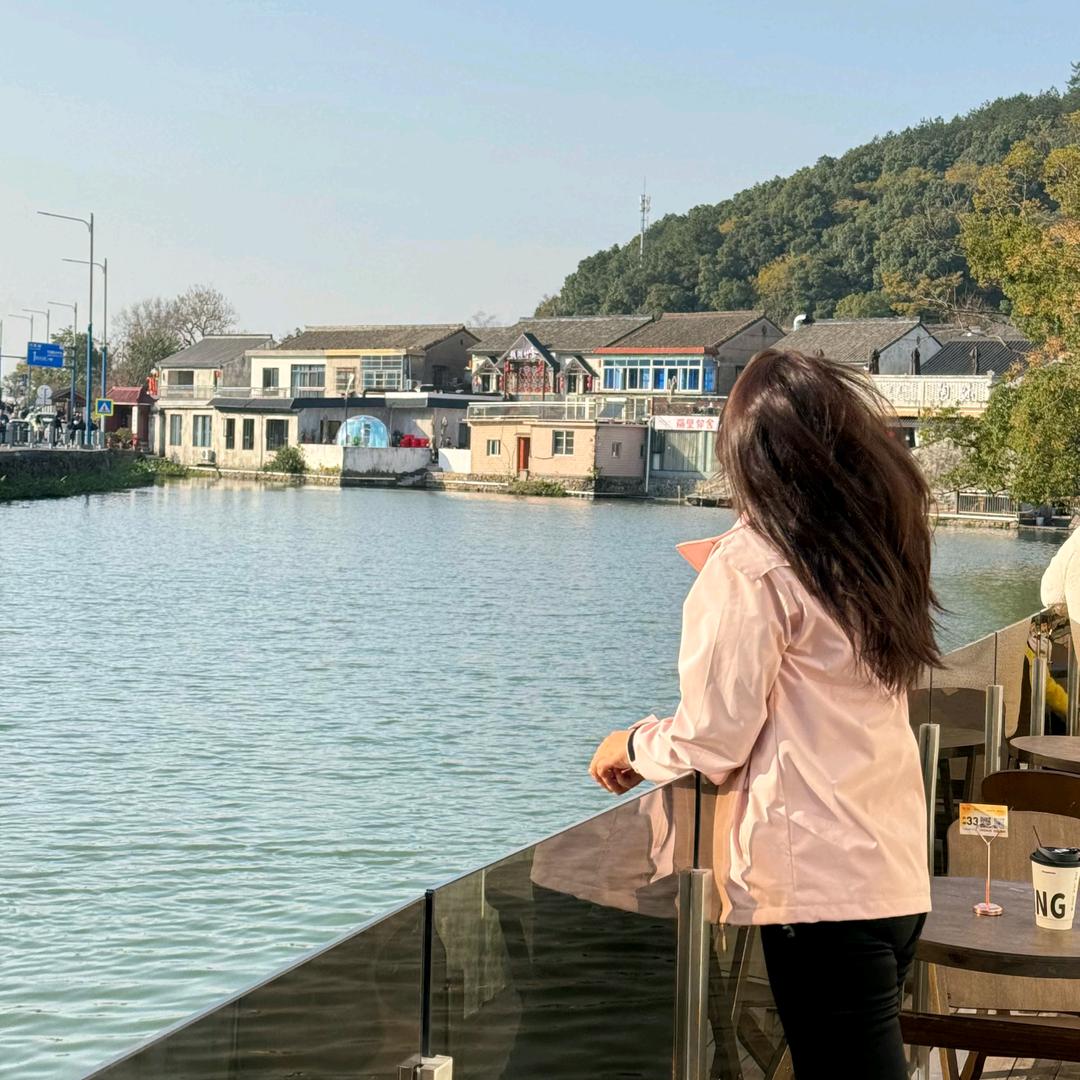 一壶清酒浑梦三分