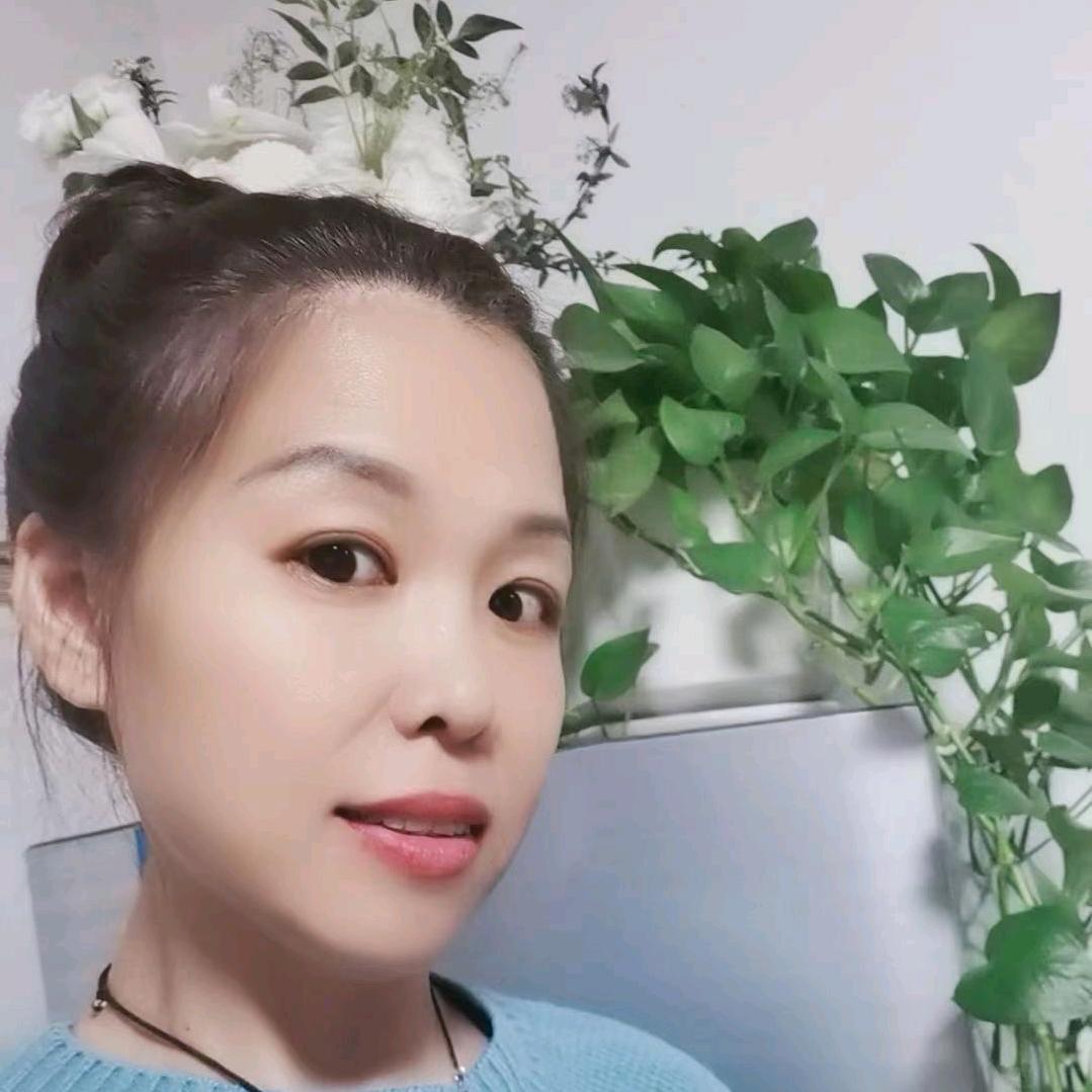 秦秦