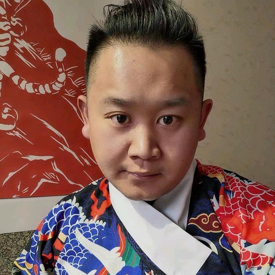 刘大伟～韵溪霓裳文化传媒