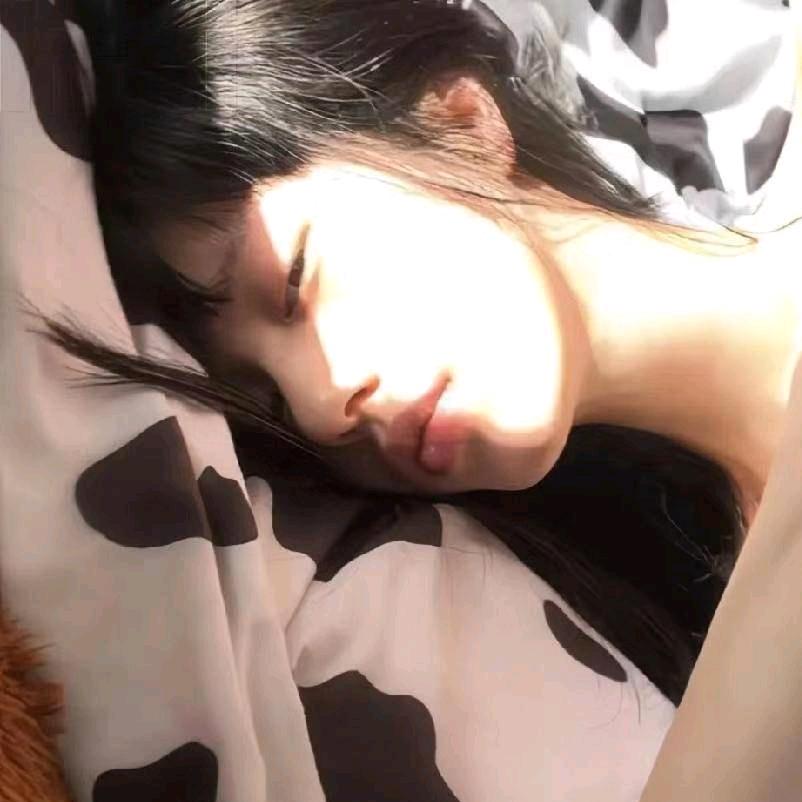 晨晨女装潮牌