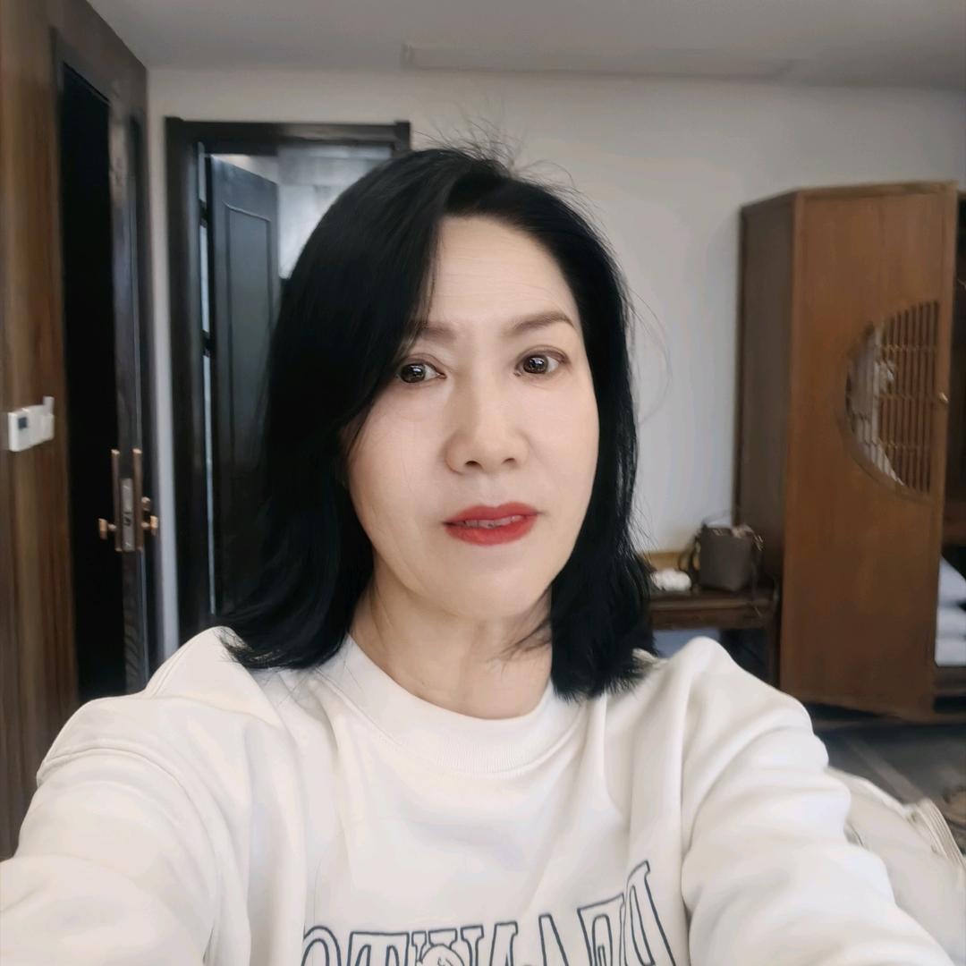 院姐🎤晚上8点10分开播