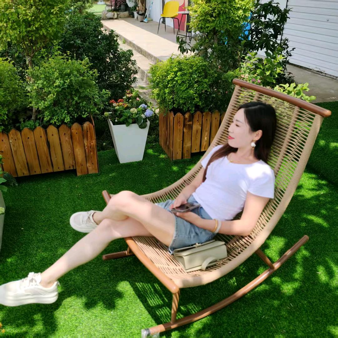 娜娜吖🌻