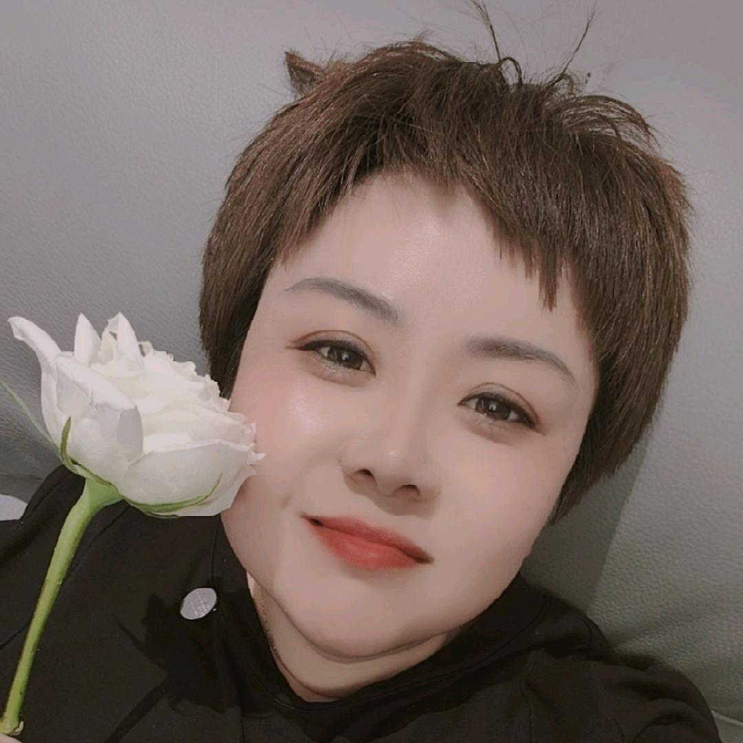 辛章红缨幼儿园（红绿灯🚥北18米）