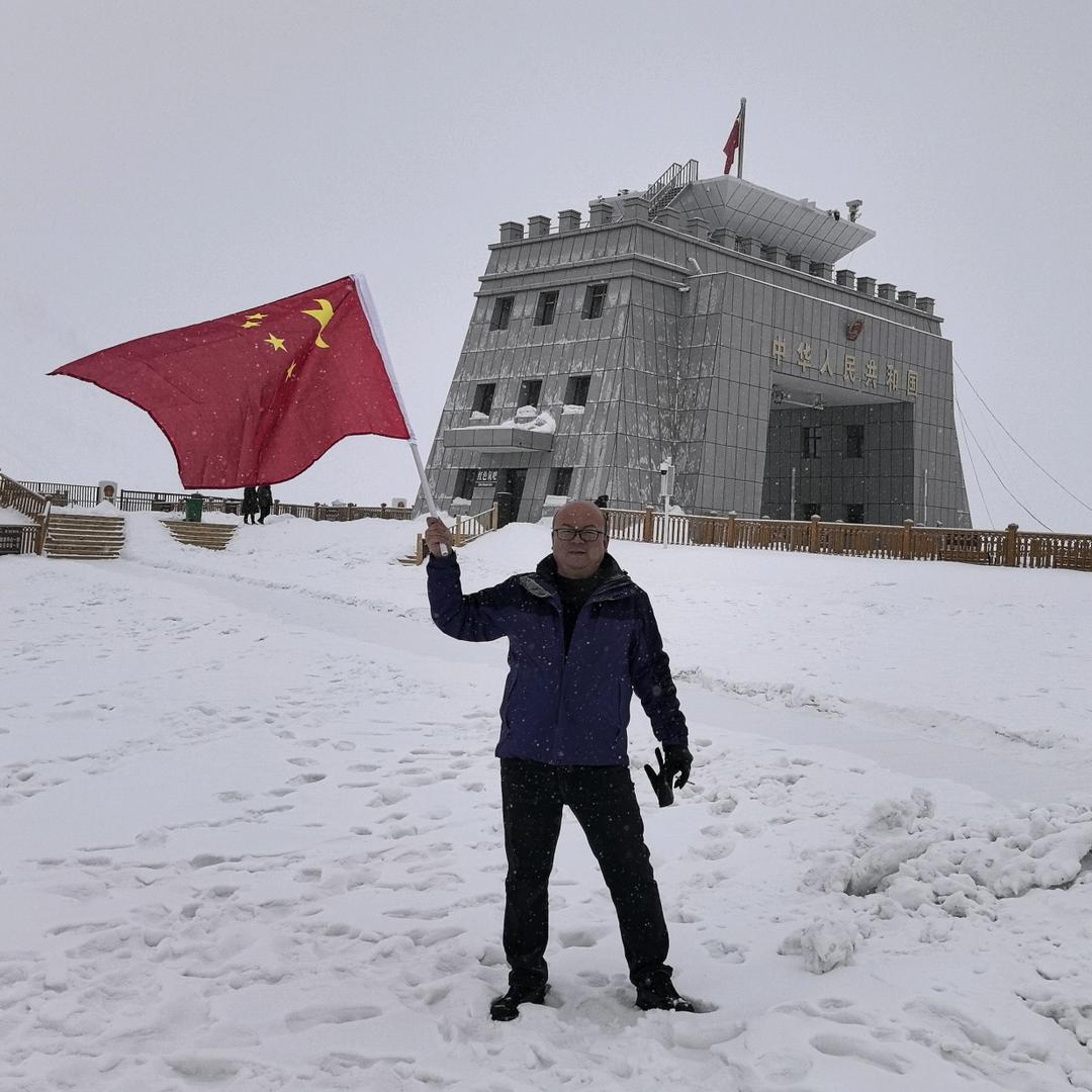 雪忒大  81800436452