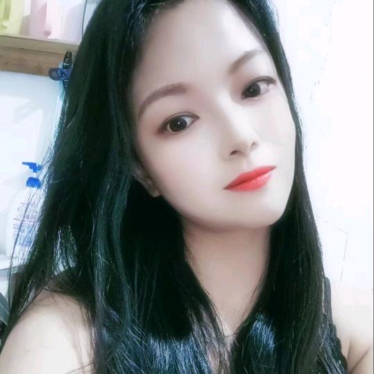 请叫我小丽