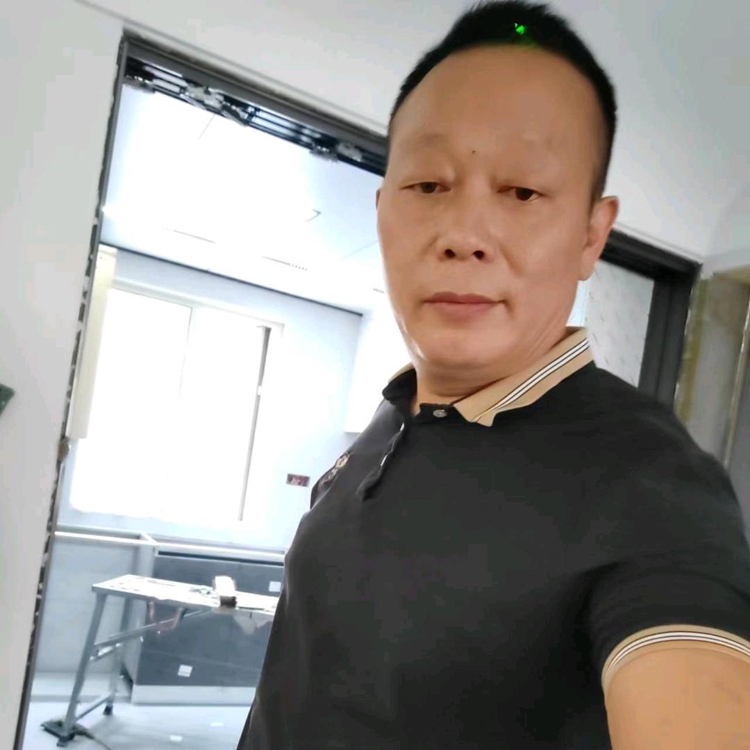 三哥：合肥极简移门源头工厂