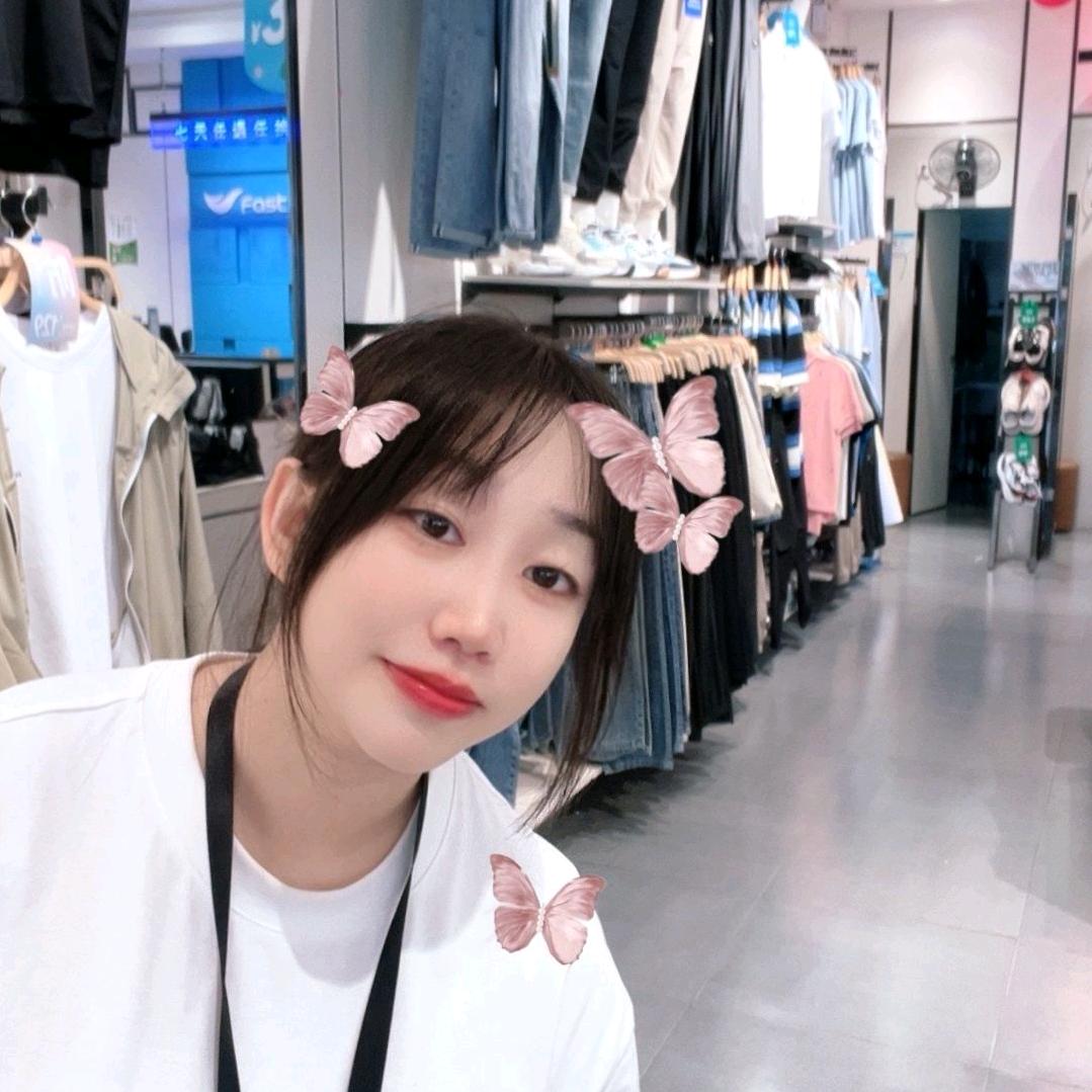 @芳吖👧🏻