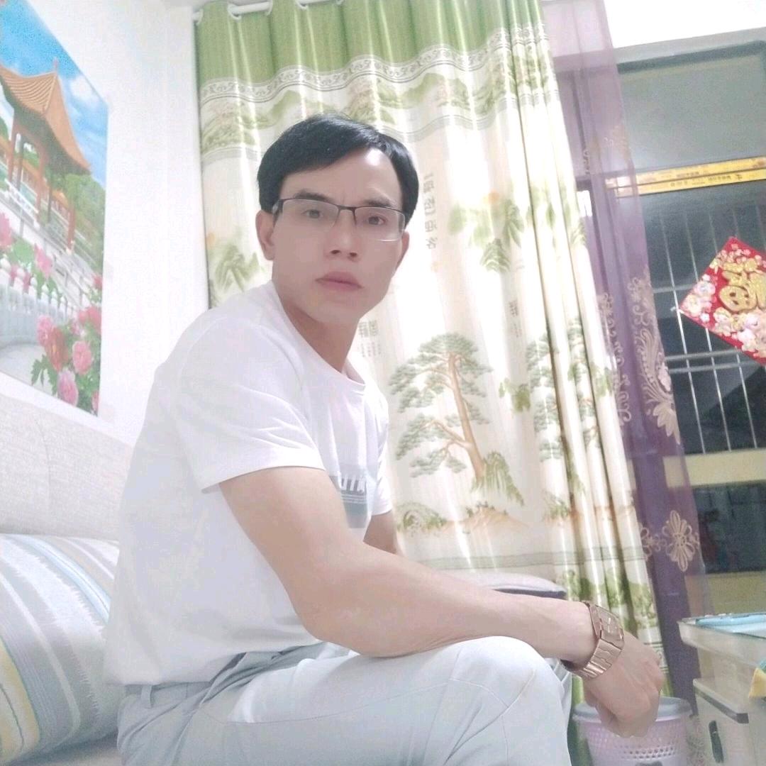 丘北玫澜古典家具厂