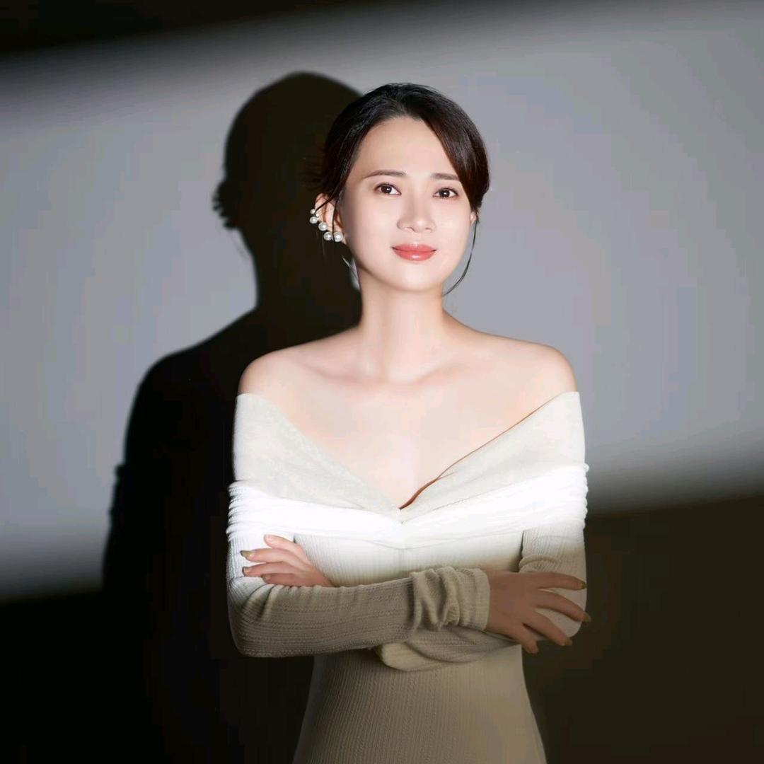 融易居房产(小雯)