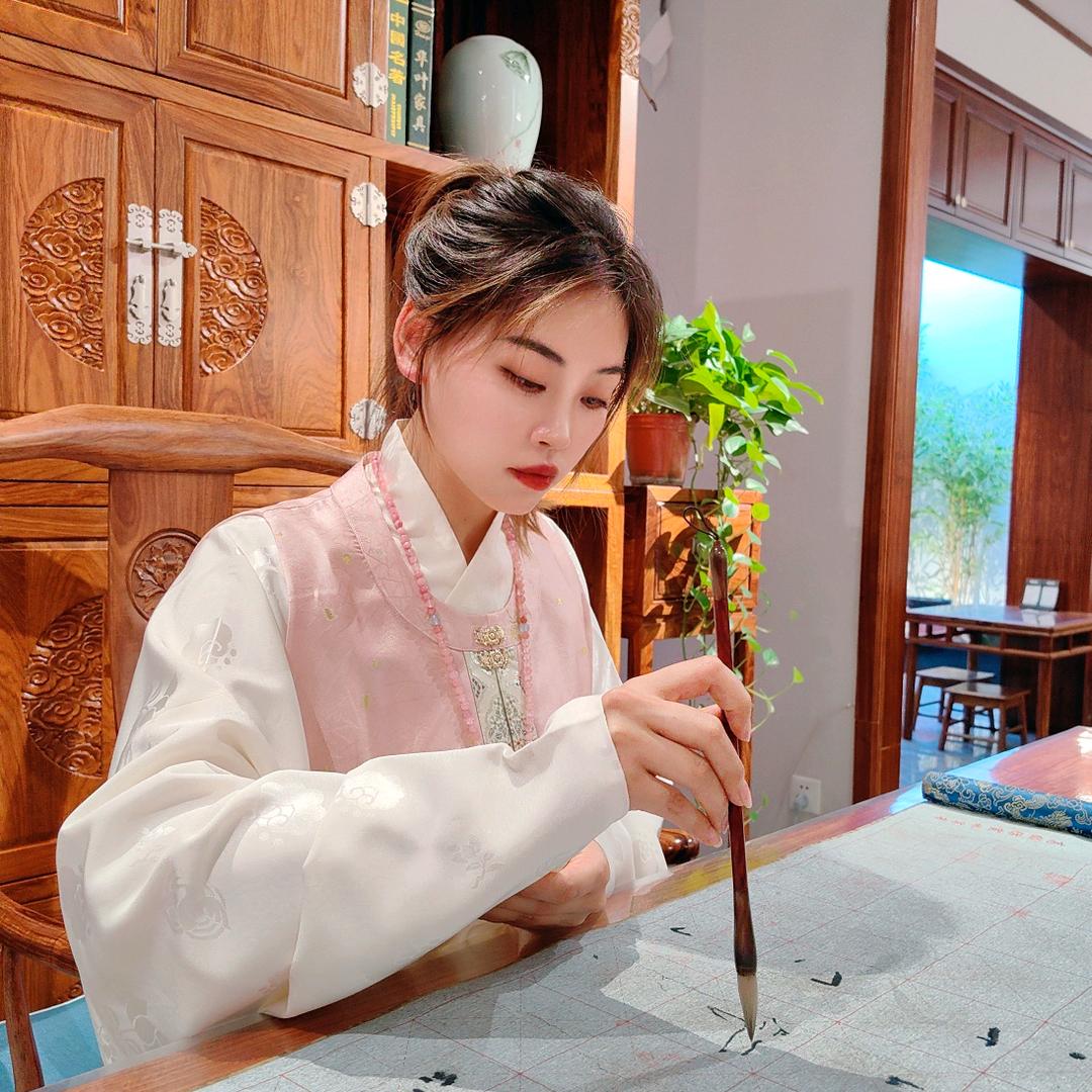 合肥叶梨家具工厂店  丁丁