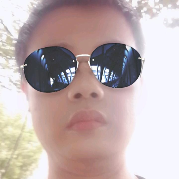 龚德明
