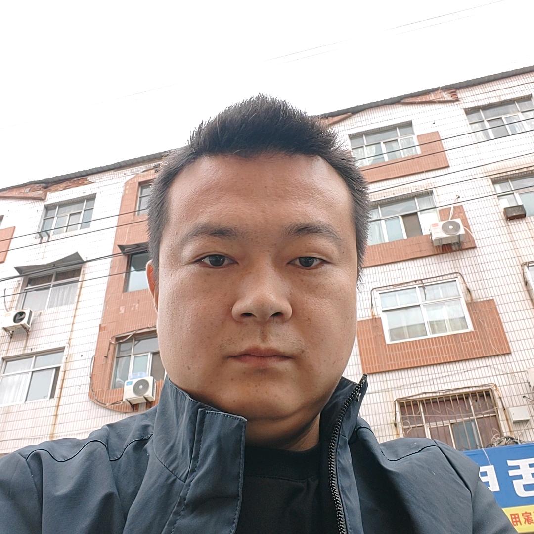 卖电脑监控的小伟