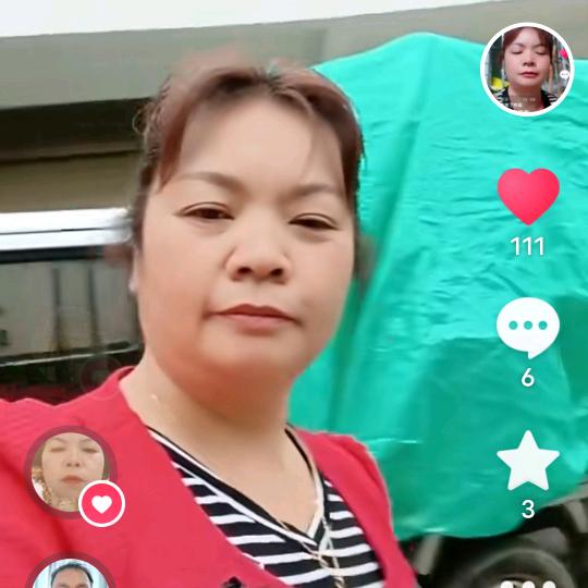 黄泥包纸火店，余芝美，