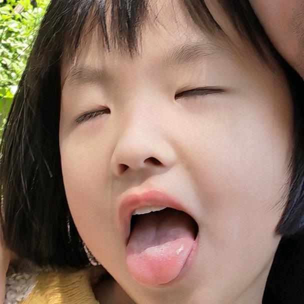 彩虹屁屁猪