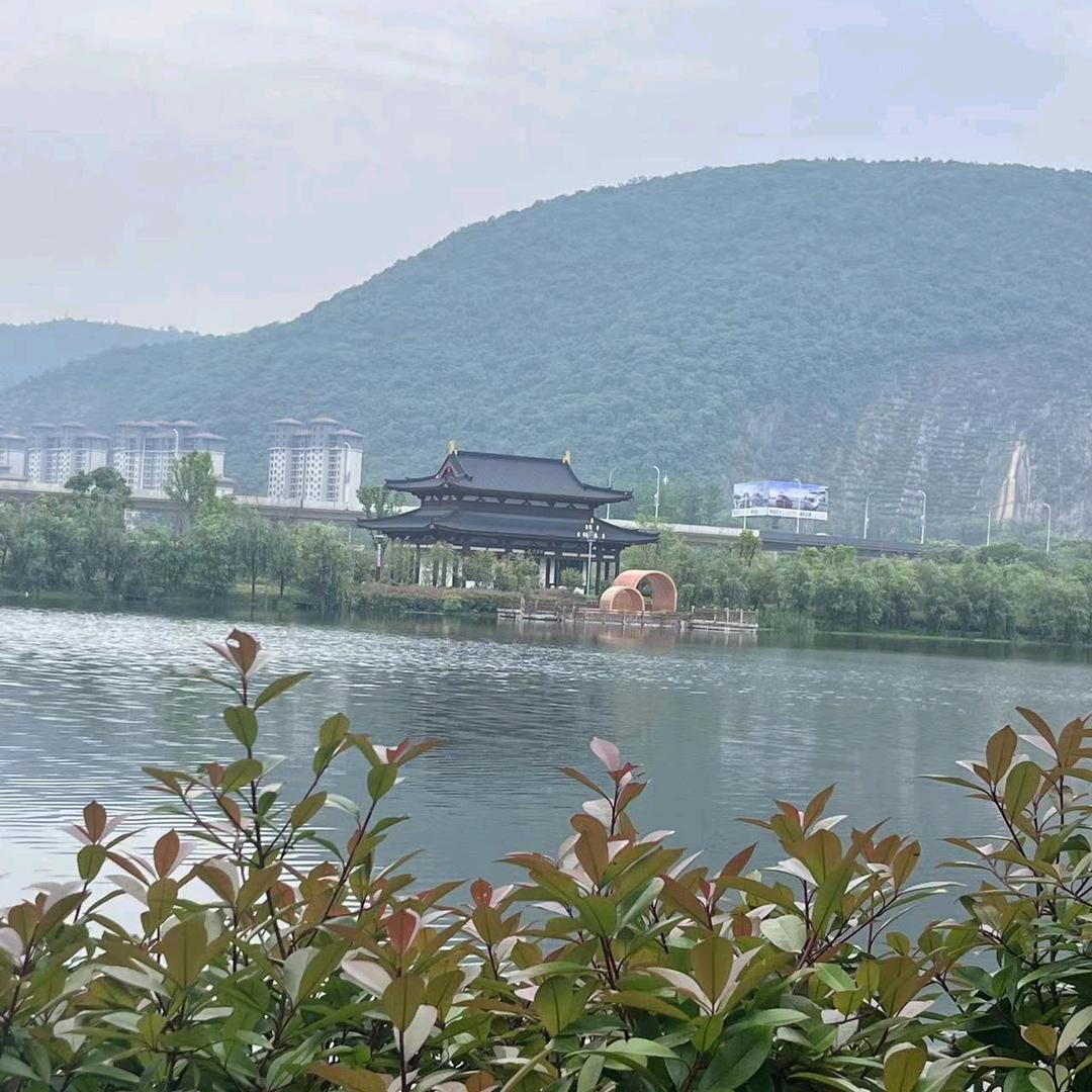 黄石湿地公园钓场