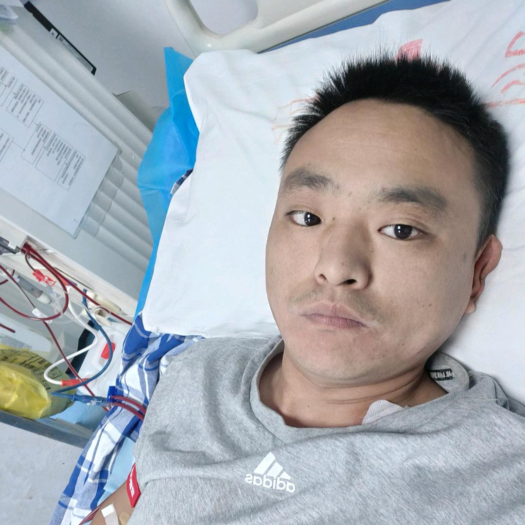 坚强的雷雷