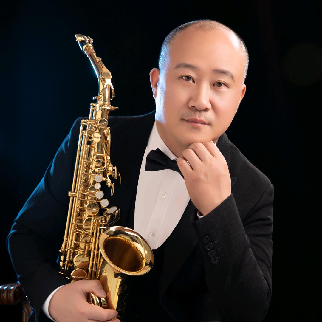 阳光管乐萨克斯