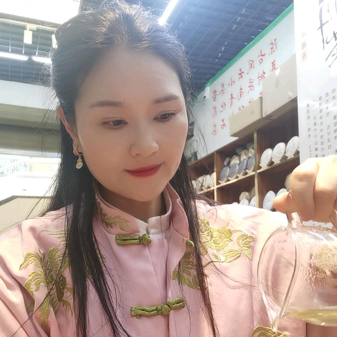 蓝蓝花卉店