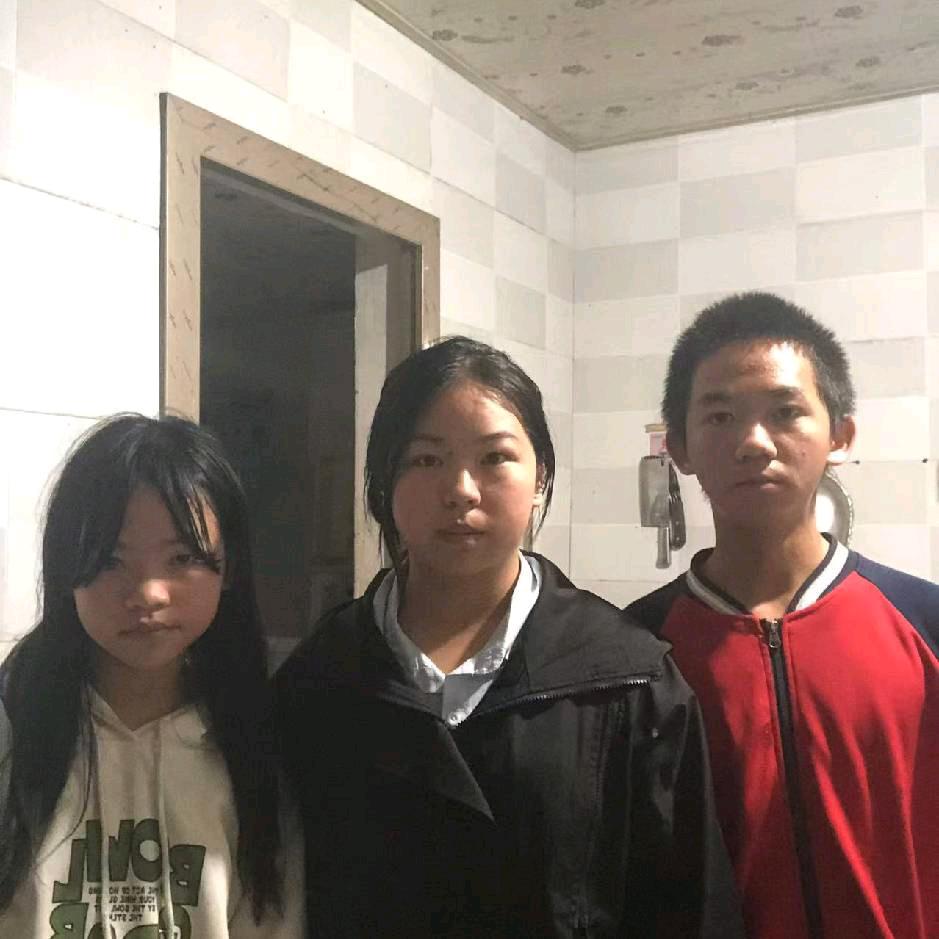 三个孩子的妈妈