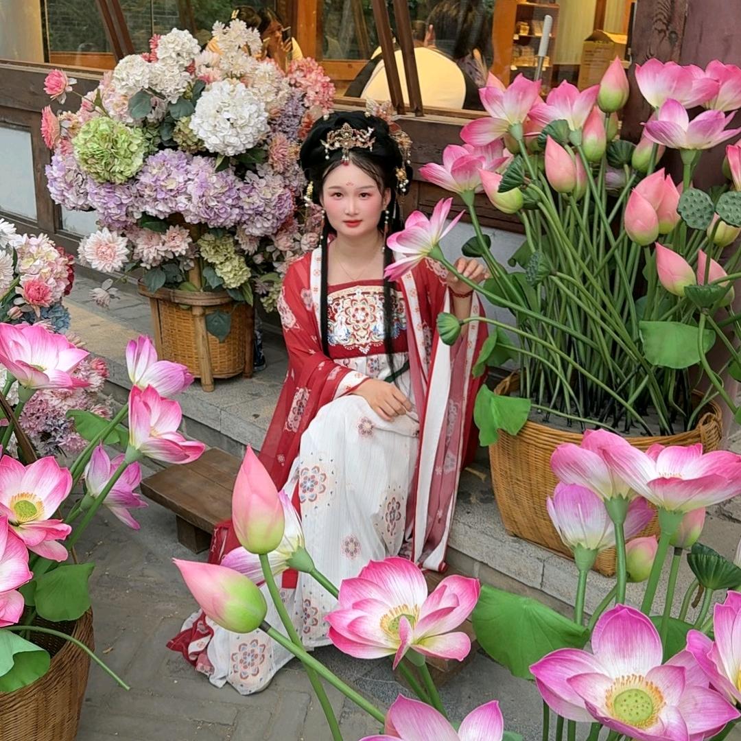 ༊এ᭄芳芳ꦿృ༊