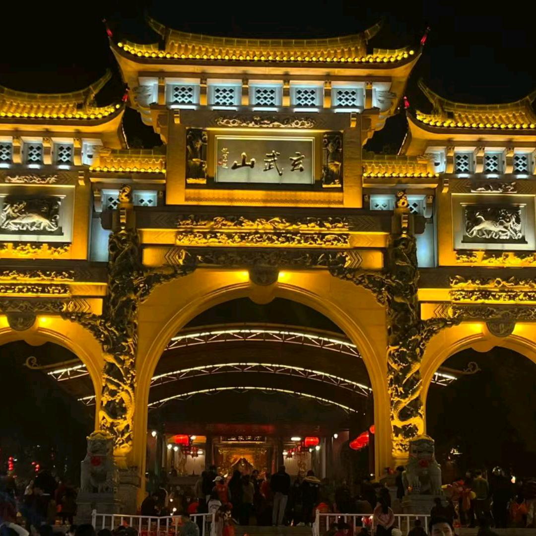 李不乱