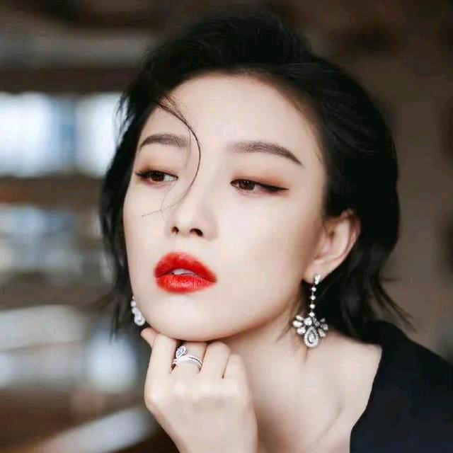 小菲