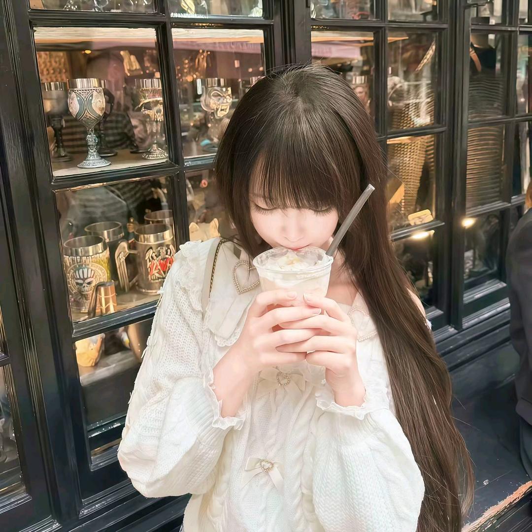 陈琦.