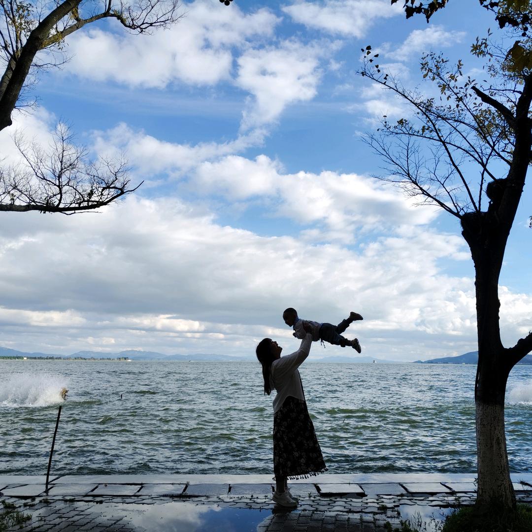 姓赵名利却不利（都匀）