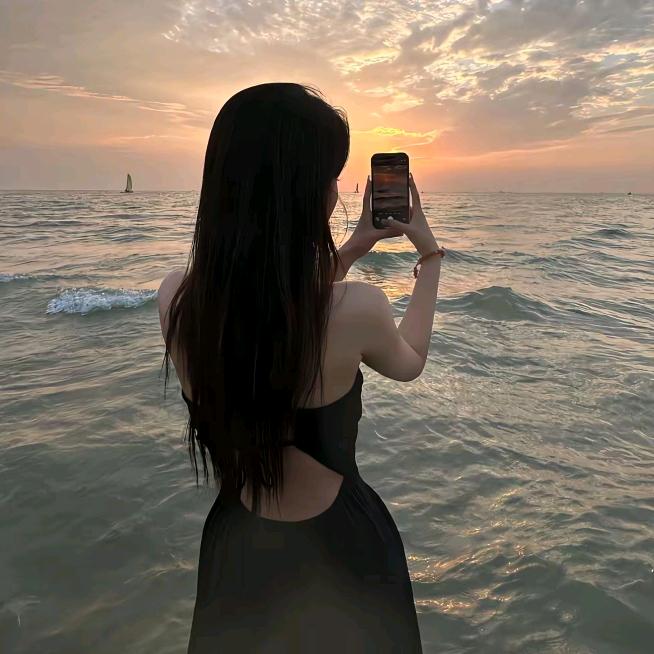 吧唧两口美人鱼