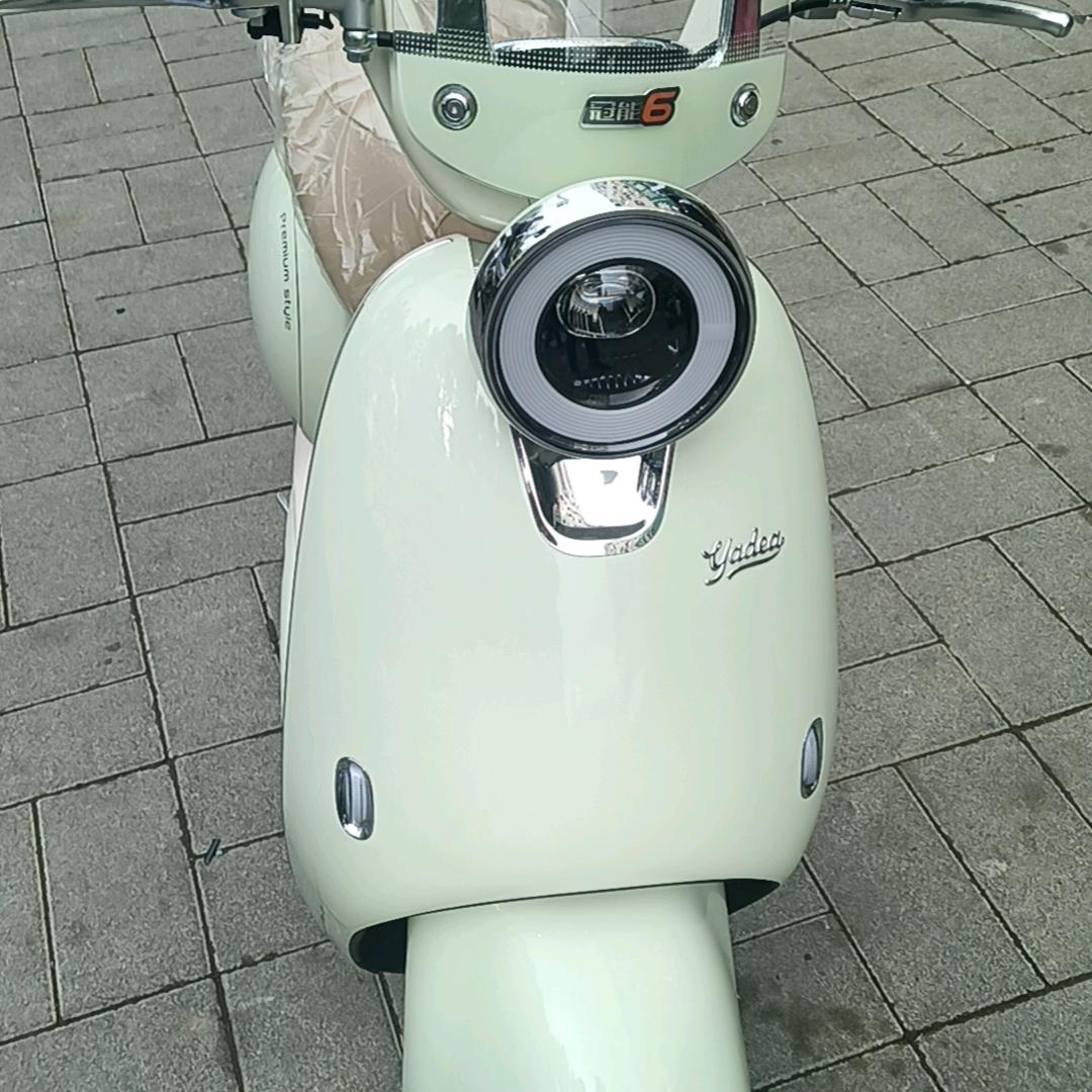 开发区雅迪电动车小刀电动车