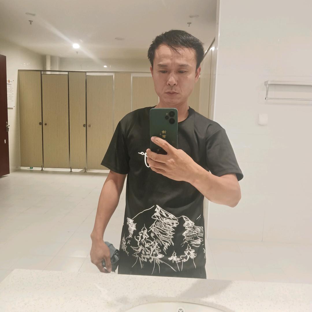 癫子出现，哈哈