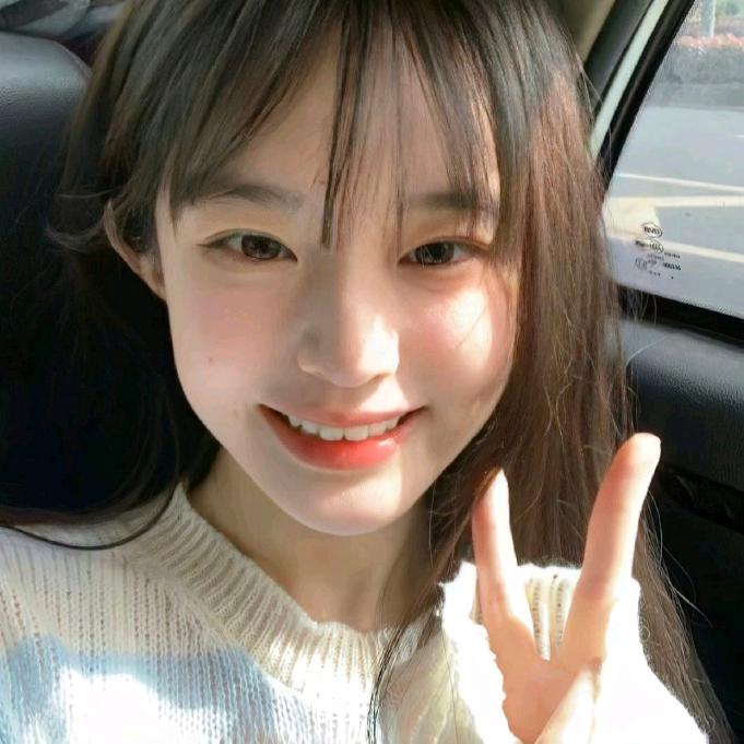 依岚女装的头像