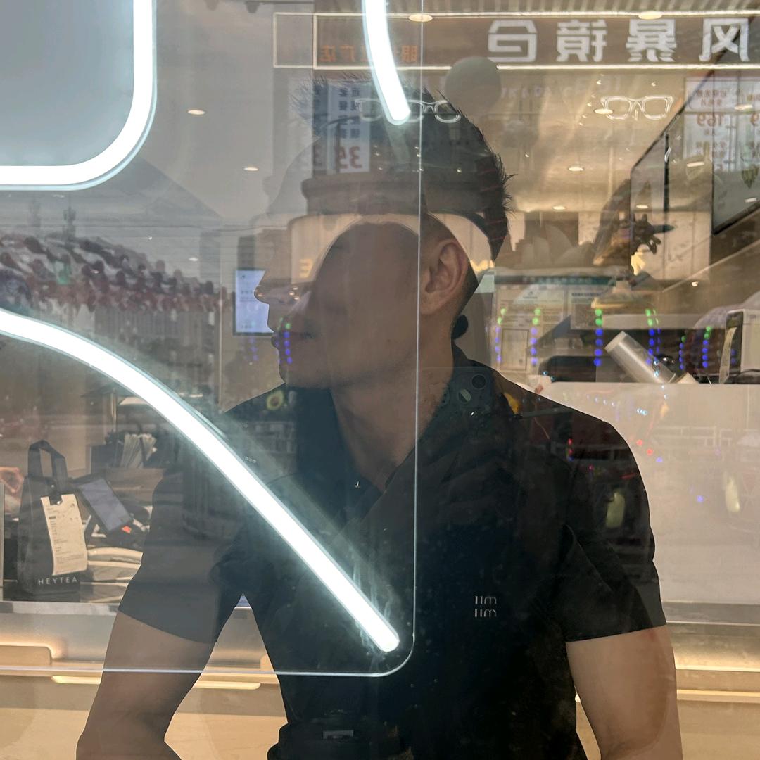 AAA建材王总（单身有点实力，情绪稳定）