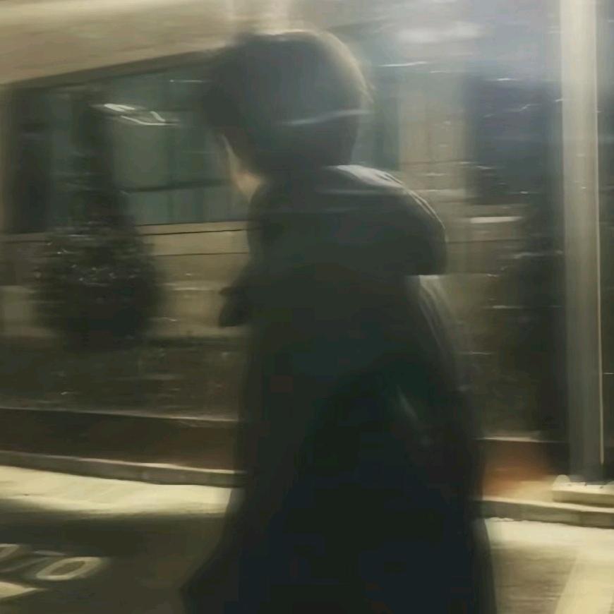 yi.